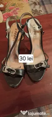 Rochite si pantofi la pret bun