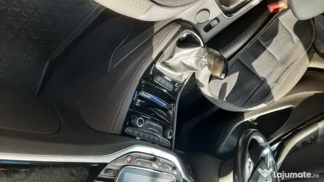vand autorturism opel astrak innovation
