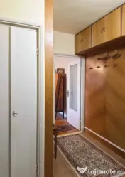 Apartament 3 camere, etaj 3/4, centrală proprie și izolație – Mazepa 1