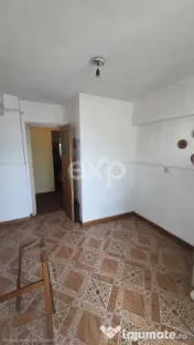 Vând apartament 3 camere Pitesti Gavana 3 