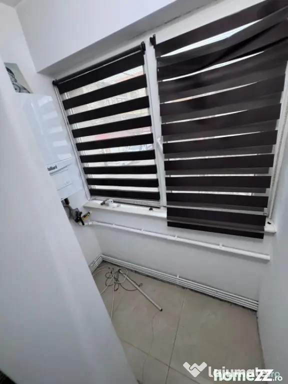 Apartament 2 camere, compartimentare pe doua niveluri, in zo - Constanta (Constanta)