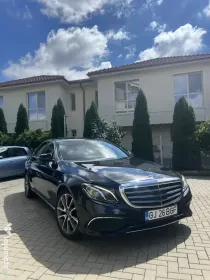 Mercedes-Benz E 220 d 4MATIC 9G-TRONIC Exclusive