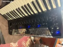 Acordeon Roland Fr8x de vanzare