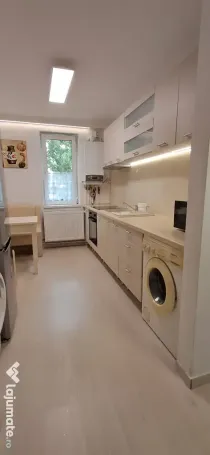 P.f inchiriez apartament 3 camere langă Iulius Mall