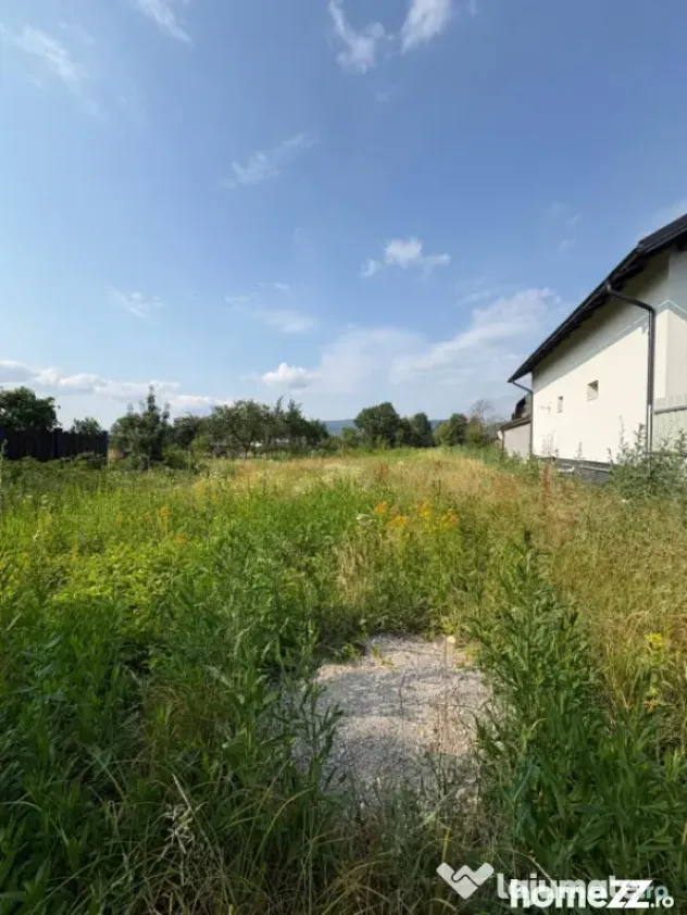 Teren intravilan 2.200 mp, zona Bușag - Busag (Maramures)