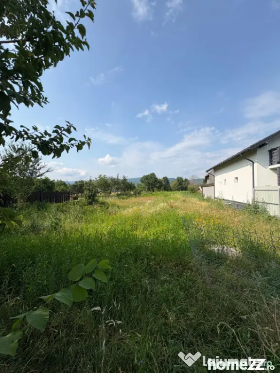 Teren intravilan 2.200 mp, zona Bușag - Busag (Maramures)