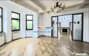 Apartament in vila - curte exclusiva 300 mp - Strada Paris /