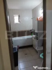 Apartament 54 mp, demisol, zona Turda Noua 