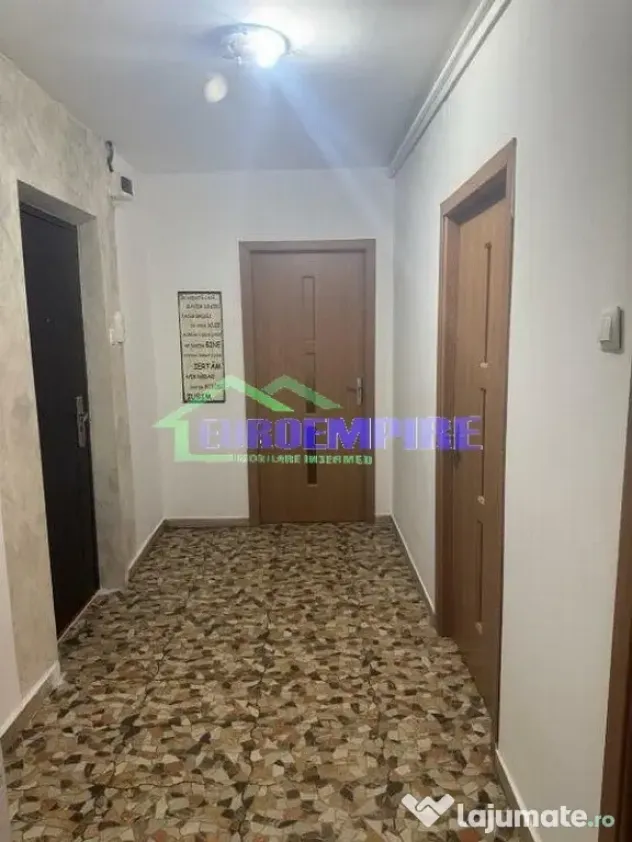 Apartament 2 camere de inchiriat zona Trocadero, CENTRALA GAZ