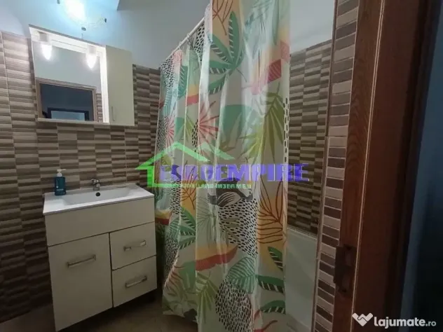 Apartament 2 camere de inchiriat zona Trocadero, CENTRALA GAZ