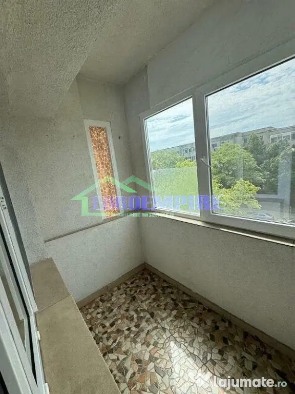 Apartament 2 camere de inchiriat zona Trocadero, CENTRALA GAZ