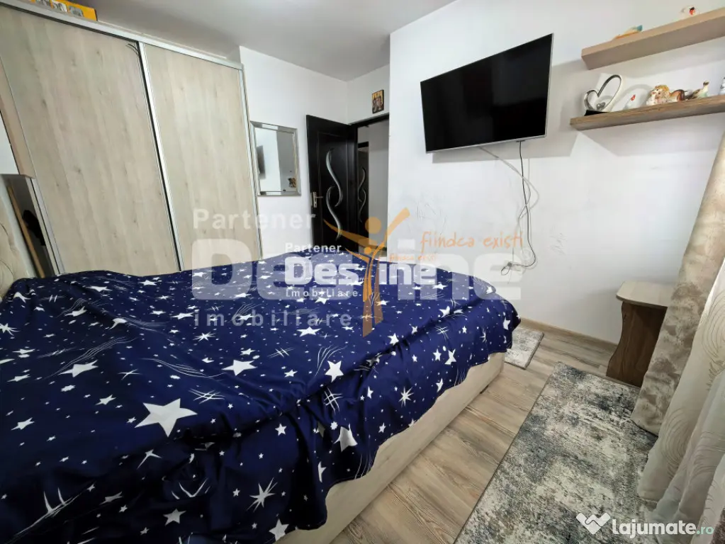 Apartament 2 camere decomandat 49 mp + balcon