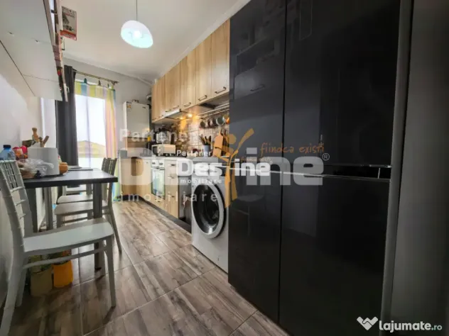 Apartament 2 camere decomandat 49 mp + balcon