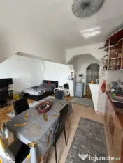 Apartament 2 camere, 1 Mai, zona parc. 