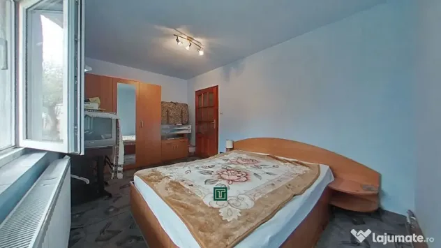 Apartament spațios cu 3 camere de vânzare în Arad – zon