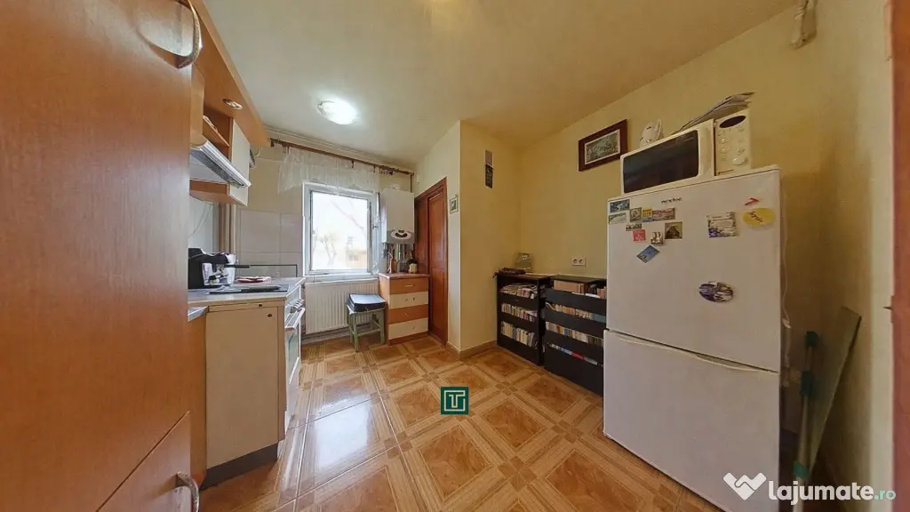 Apartament spațios cu 3 camere de vânzare în Arad – zon