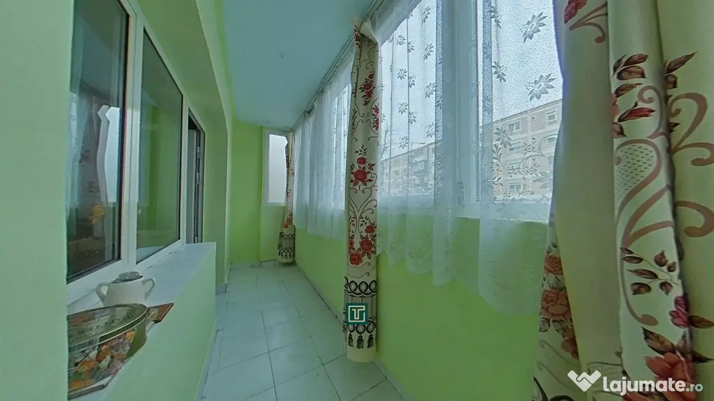 Apartament spațios cu 3 camere de vânzare în Arad – zon