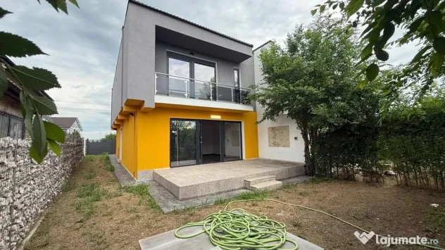 Duplex modern, localizare excelentă, Ostratu