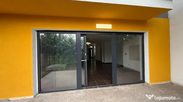 Duplex modern, localizare excelentă, Ostratu