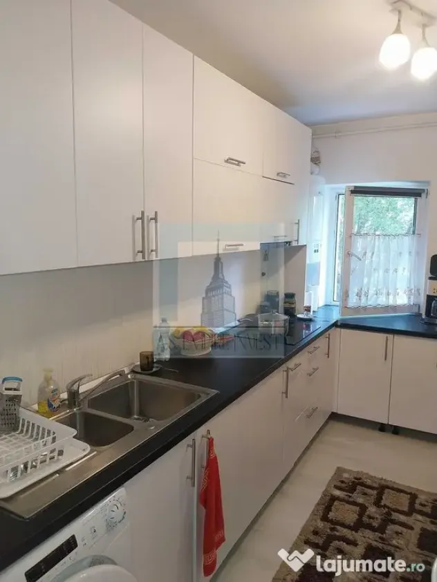 De vânzare apartament cu 2 camere, zona Răcădau - Brașov
