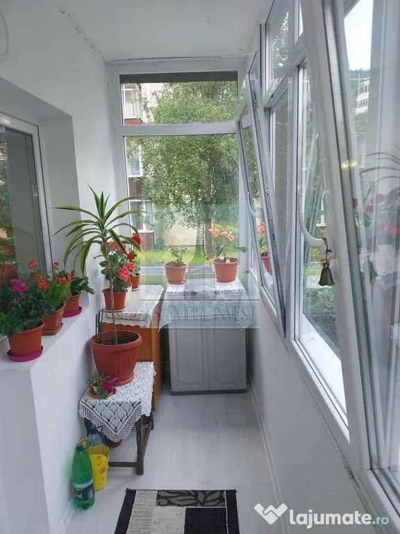 De vânzare apartament cu 2 camere, zona Răcădau - Brașov