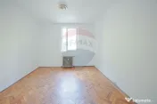 Apartament cu 2 camere de vânzare, în zona Decebal