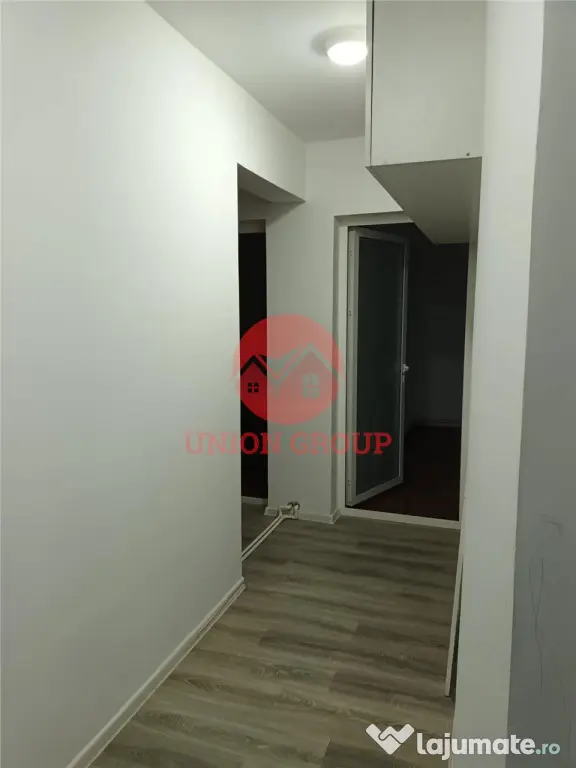 Spa#539;iu Comercial de #206;nchiriat 70 mp, Zona City Park