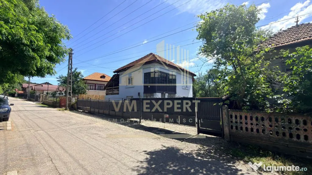 CASĂ MUSCELEANĂ 4 CAMERE TEREN 782 MP CAMPULUNG ARGEȘ