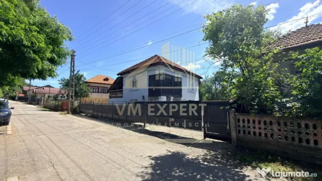 CASĂ MUSCELEANĂ 4 CAMERE TEREN 782 MP CAMPULUNG ARGEȘ