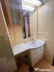 Apartament o camera PODU ROS 30mp etaj intermediar