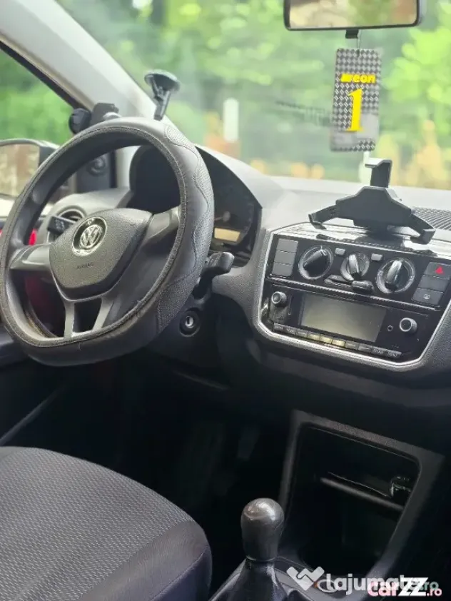 Volkswagen up! 1.0 MPI
