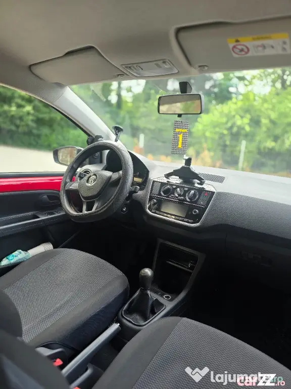 Volkswagen up! 1.0 MPI