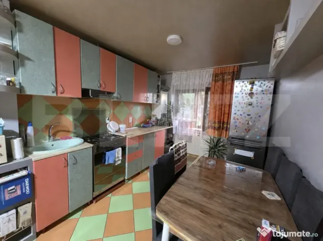 Apartament de vânzare – zonă centrală, 50 mp, ideal și