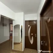 Apartament de 3 camere, zona Stejari 
