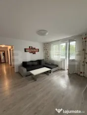 Apartament 4 camere, Zona centrală, Et 3