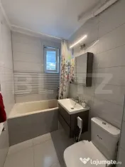 Apartament 4 camere, Zona centrală, Et 3