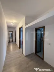 Apartament 4 camere, Zona centrală, Et 3