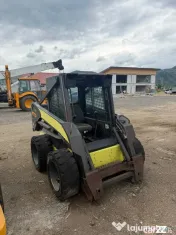 Dezmembrez bobcat Miniincarcator frontal New Holland LS160 
