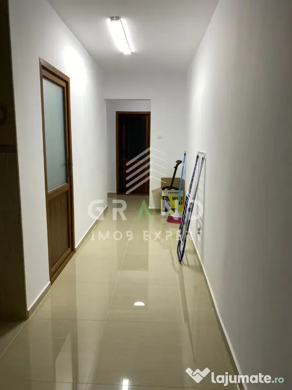 Apartament de Inchiriat : 2 Camere Decomandate | Etaj 6/10 |
