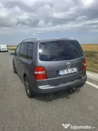 vând Touran