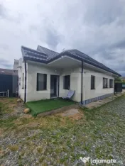 Casa individuala, optional 2 case si 1100 mp de teren, zona