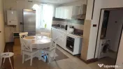 Inchiriez apartament cu 4 camere decomandat Deva, Kogalniceanu, et. 2