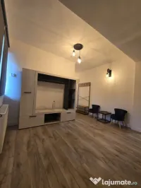 Apartament cu 1 cameră de închiriat – Strada Victoriei, 
