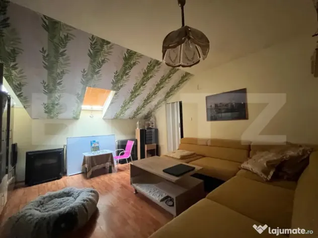 Apartament cu 2 camere, decomandat, etaj 8/8, terasa 20 mp,