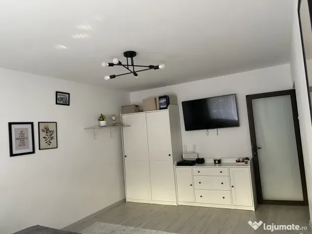 Apartament 2 camere DECOMANDAT + Loc Parcare - Trivale