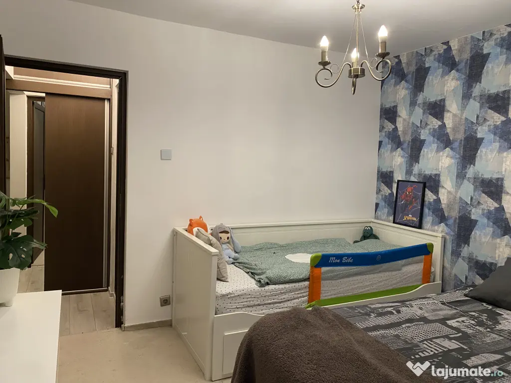 Apartament 2 camere DECOMANDAT + Loc Parcare - Trivale