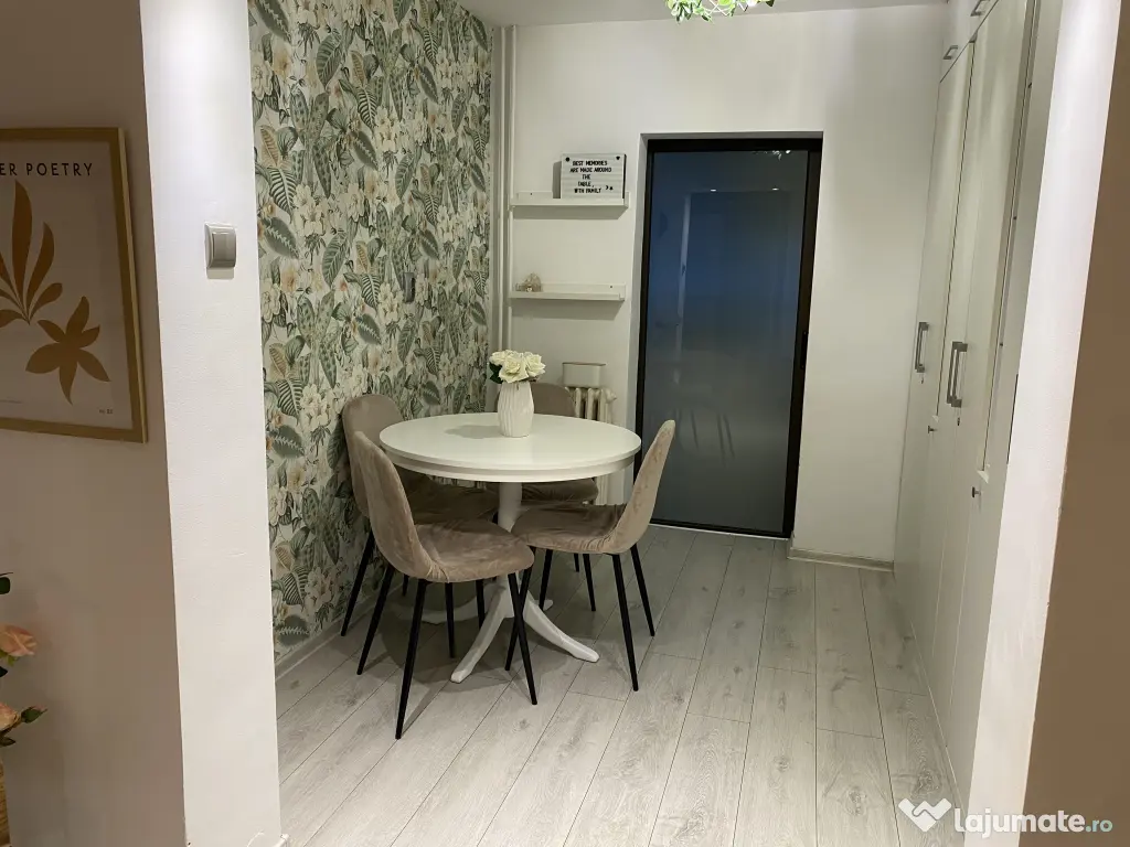 Apartament 2 camere DECOMANDAT + Loc Parcare - Trivale