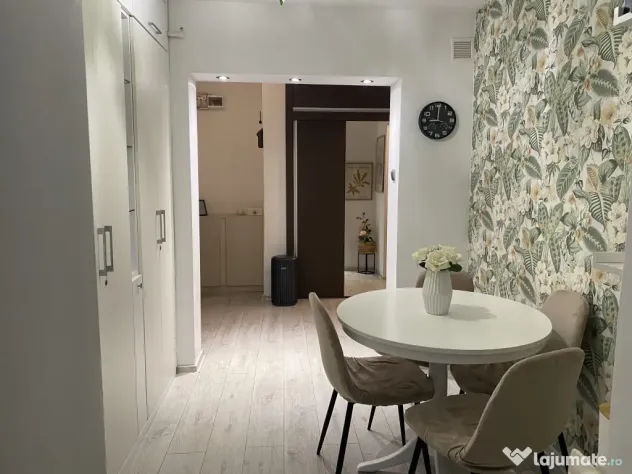 Apartament 2 camere DECOMANDAT + Loc Parcare - Trivale