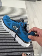 Skechers memory foam 41 