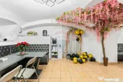 Spațiu comercial cu potential in zona cu trafic intens -...